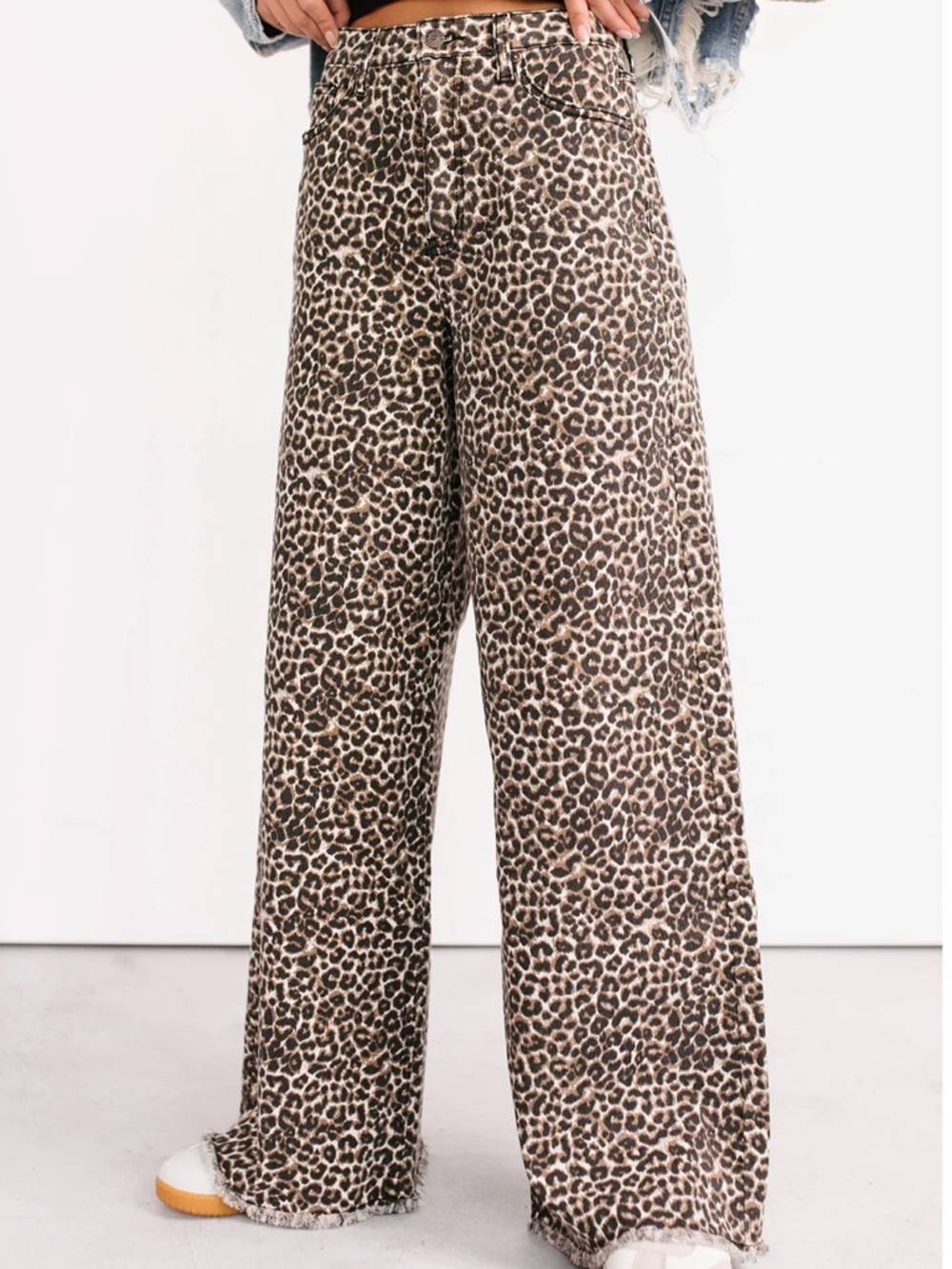 Leopard Print Wide Leg Pants NWT Size Small - Picture 4 of 8